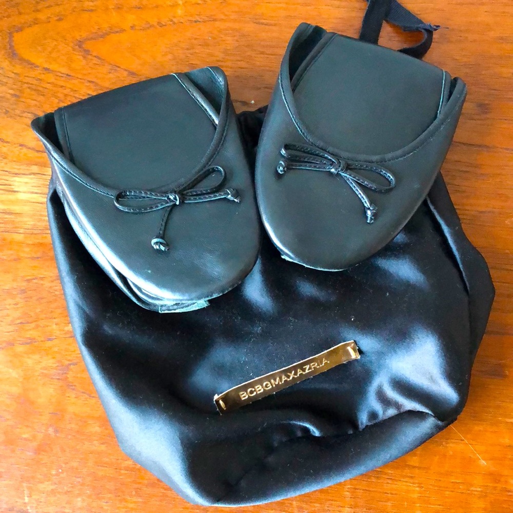 BCBG Foldable Ballet Flats